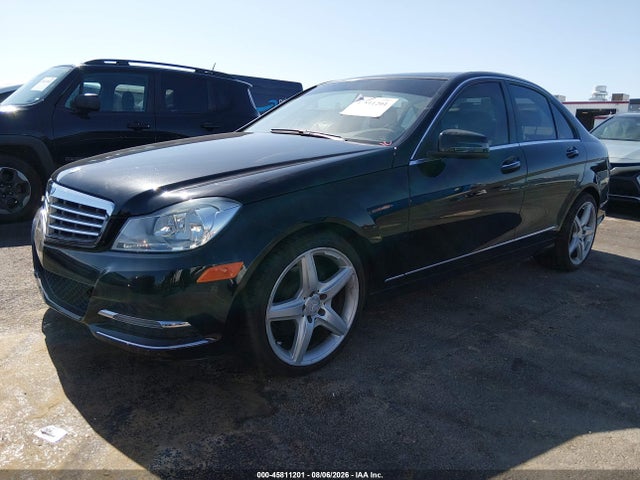 45811201 :رقم المزاد ، WDDGF4HB2EA952760 vin ، 2014 Mercedes-benz C 250 Luxury مزاد بيع