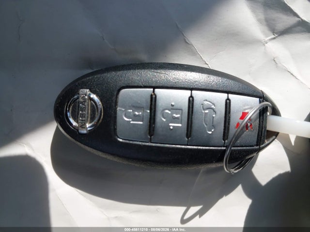 45811210 :رقم المزاد ، JN8AZ1MU1BW068485 vin ، 2011 Nissan Murano Le مزاد بيع