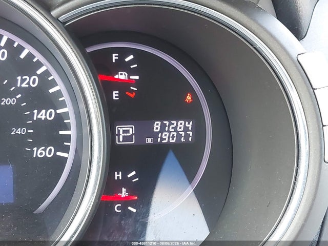 45811210 :رقم المزاد ، JN8AZ1MU1BW068485 vin ، 2011 Nissan Murano Le مزاد بيع