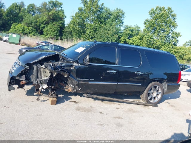 2011 Cadillac Escalade Esv Premium მანქანა იყიდება აუქციონზე, vin: 1GYS4JEF4BR132851, აუქციონის ნომერი: 45811213