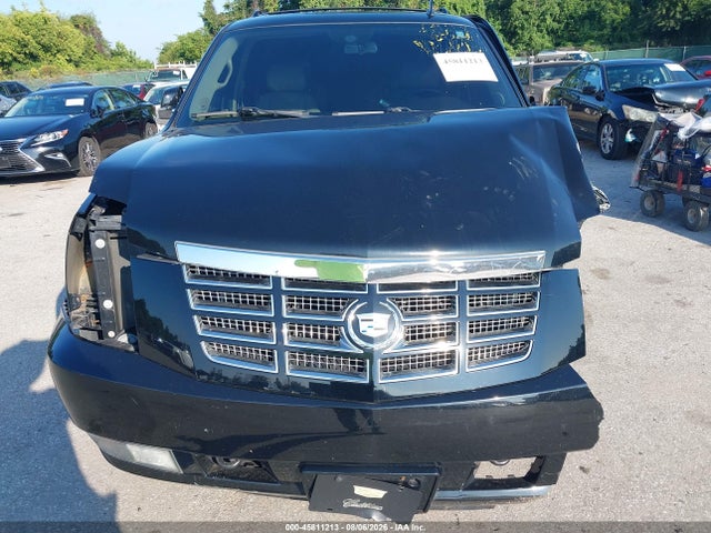 2011 Cadillac Escalade Esv Premium მანქანა იყიდება აუქციონზე, vin: 1GYS4JEF4BR132851, აუქციონის ნომერი: 45811213