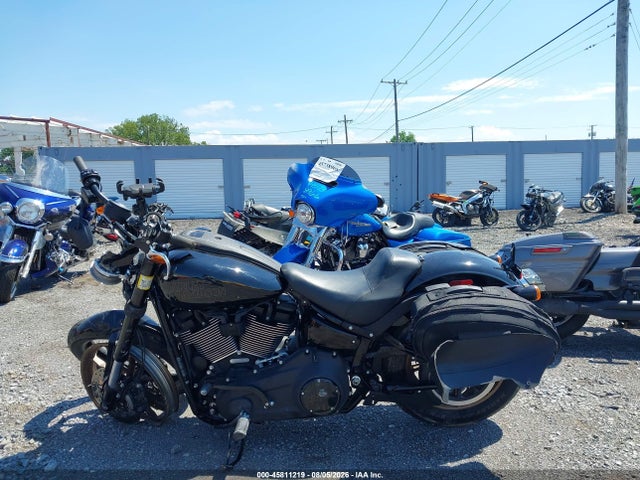 45811219 :رقم المزاد ، 1HD1YWZ1XRB036550 vin ، 2024 Harley-davidson Fxlrs مزاد بيع