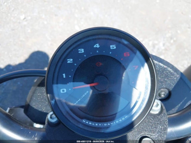 45811219 :رقم المزاد ، 1HD1YWZ1XRB036550 vin ، 2024 Harley-davidson Fxlrs مزاد بيع