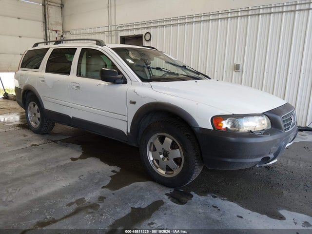 45811225 :رقم المزاد ، YV1SZ59H241126942 vin ، 2004 Volvo Xc70 2.5t مزاد بيع