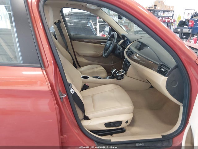 BMW X1 Xdrive28i 2014 WBAVL1C52EVY23174 Image 5