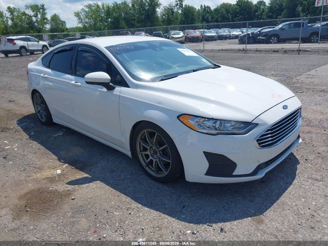 45811245 :رقم المزاد ، 3FA6P0T92LR166904 vin ، 2020 Ford Fusion Se مزاد بيع