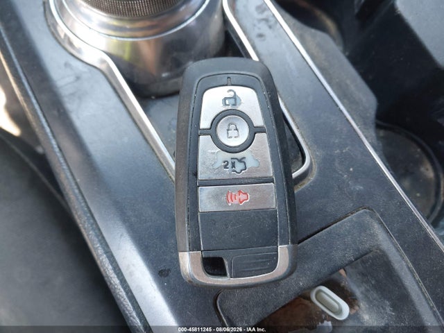 45811245 :رقم المزاد ، 3FA6P0T92LR166904 vin ، 2020 Ford Fusion Se مزاد بيع