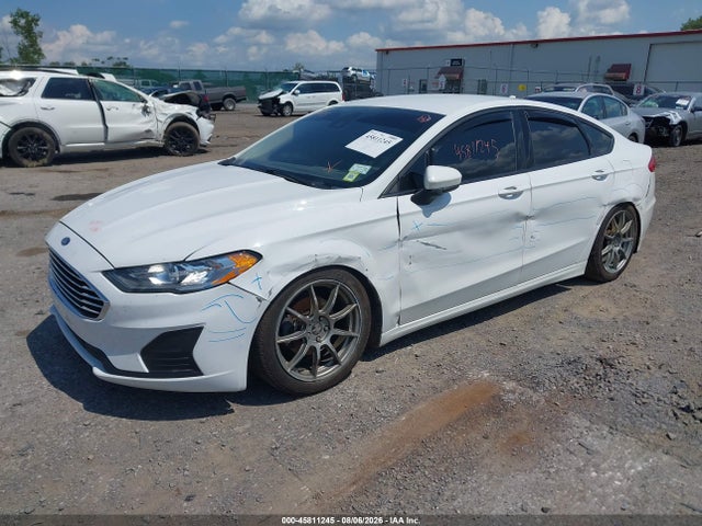 45811245 :رقم المزاد ، 3FA6P0T92LR166904 vin ، 2020 Ford Fusion Se مزاد بيع