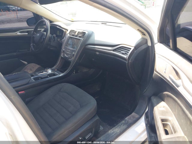 45811245 :رقم المزاد ، 3FA6P0T92LR166904 vin ، 2020 Ford Fusion Se مزاد بيع