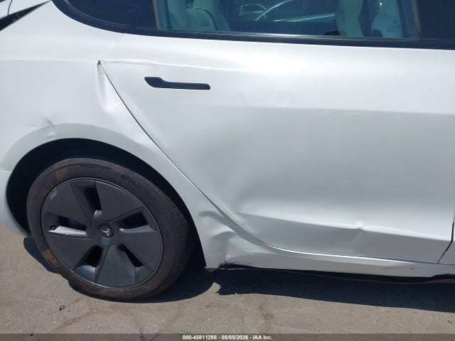 Tesla Model 3 Rear-wheel Drive 2023 5YJ3E1EAXPF489718 Image 19