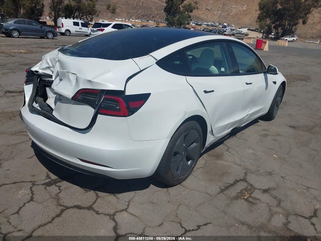 Tesla Model 3 Rear-wheel Drive 2023 5YJ3E1EAXPF489718 Image 4