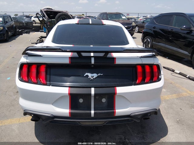 45811316 :رقم المزاد ، 1FA6P8TH5J5165557 vin ، 2018 Ford Mustang Ecoboost مزاد بيع