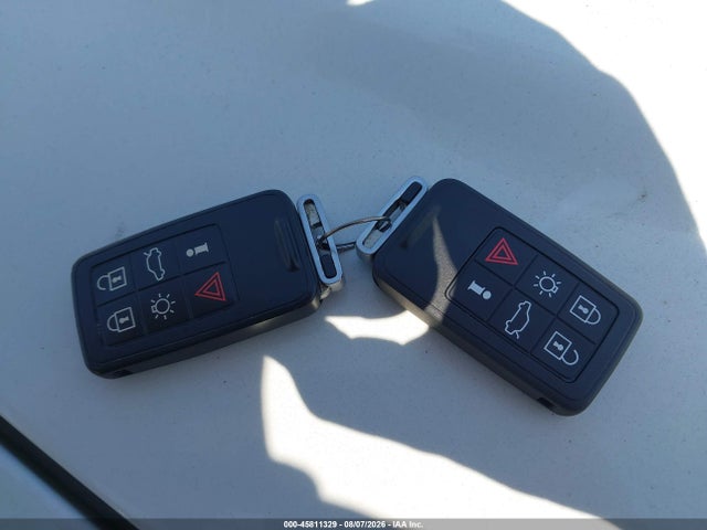 45811329 :رقم المزاد ، YV4902DZ8B2209924 vin ، 2011 Volvo Xc60 T6 مزاد بيع