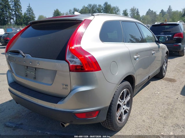45811329 :رقم المزاد ، YV4902DZ8B2209924 vin ، 2011 Volvo Xc60 T6 مزاد بيع