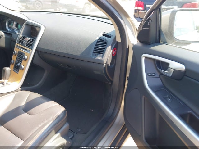 45811329 :رقم المزاد ، YV4902DZ8B2209924 vin ، 2011 Volvo Xc60 T6 مزاد بيع