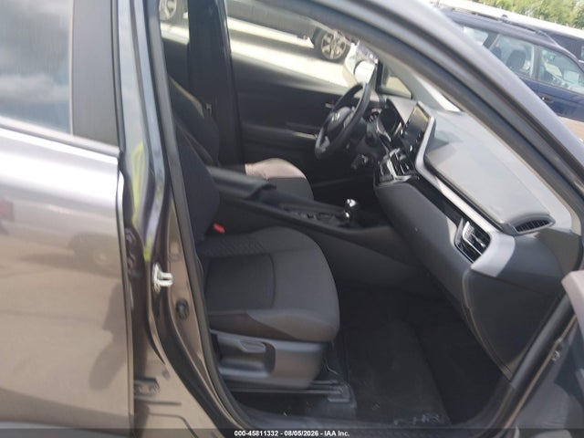 JTNKHMBX7L1090762 Toyota C-HR LE