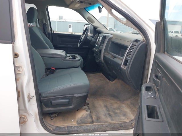 Продаж на аукціоні авто 2017 Ram 1500 Tradesman  4x4 6'4 Box, vin: 1C6RR7FG0HS616525, номер лоту: 45811341
