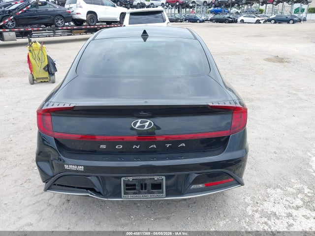 45811369 :رقم المزاد ، 5NPEG4JA6MH130664 vin ، 2021 Hyundai Sonata Se مزاد بيع
