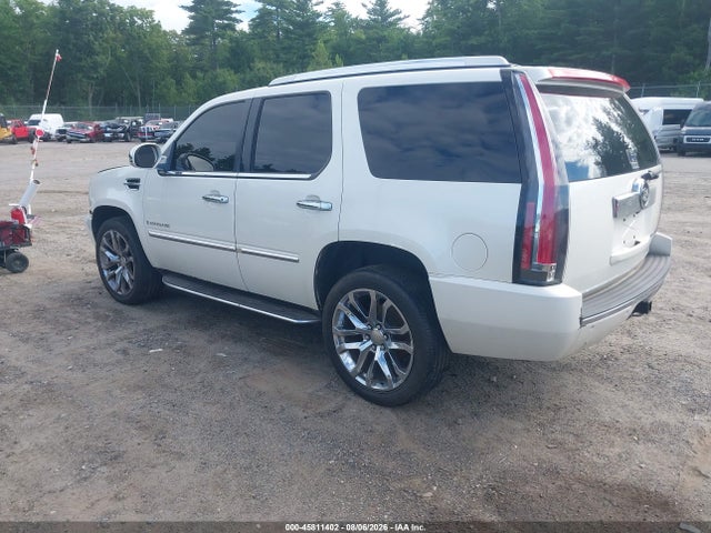 Продажа на аукционе авто 2008 Cadillac Escalade, vin: 1GYFK63898R160890, номер лота: 45811402