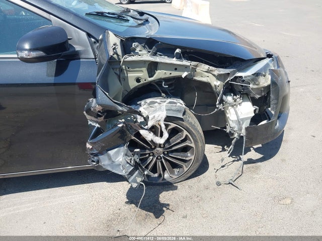 2T1BURHE3FC446160 Toyota Corolla S Plus