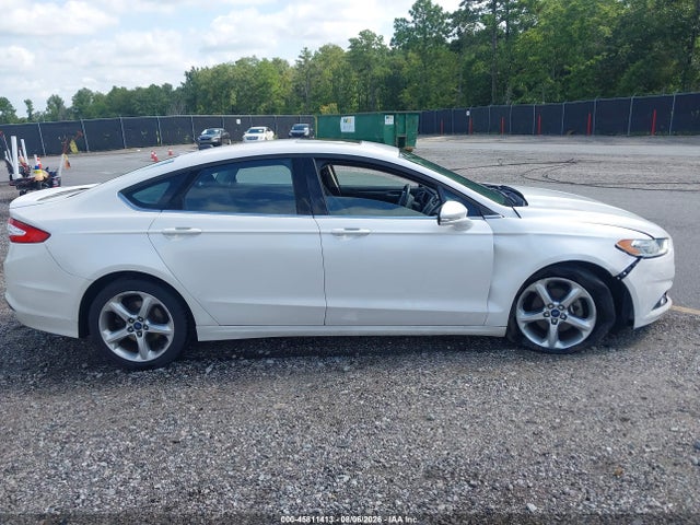 45811413 :رقم المزاد ، 3FA6P0H75GR336704 vin ، 2016 Ford Fusion Se مزاد بيع