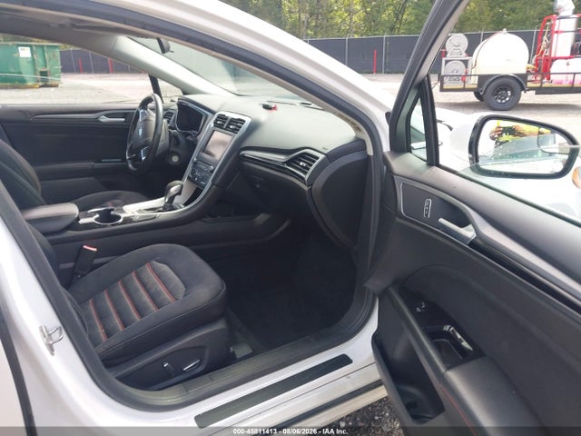 45811413 :رقم المزاد ، 3FA6P0H75GR336704 vin ، 2016 Ford Fusion Se مزاد بيع