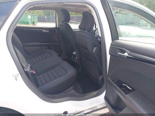 45811413 :رقم المزاد ، 3FA6P0H75GR336704 vin ، 2016 Ford Fusion Se مزاد بيع