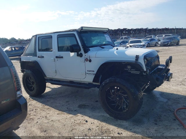 1C4BJWDG4JL828942 Jeep Wrangler Jk Unlimited Sport S 4x4