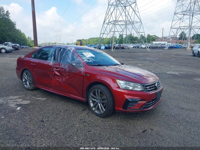 Продажа на аукционе авто 2018 Volkswagen Passat 2.0t R-line/2.0t S, vin: 1VWAA7A33JC027113, номер лота: 45811475