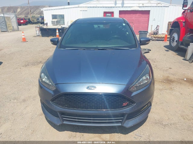 45811503 :رقم المزاد ، 1FADP3L98JL331438 vin ، 2018 Ford Focus St مزاد بيع
