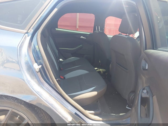 45811503 :رقم المزاد ، 1FADP3L98JL331438 vin ، 2018 Ford Focus St مزاد بيع