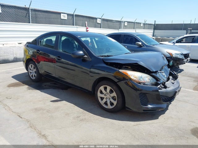 Продажа на аукционе авто 2013 Mazda Mazda3 I Sport, vin: JM1BL1UP8D1811056, номер лота: 45811585