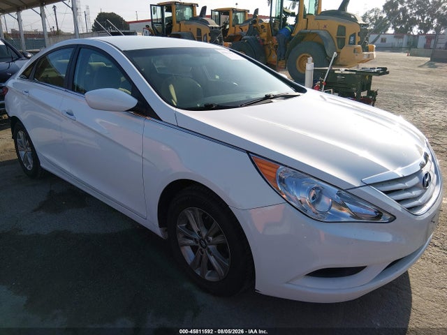 45811592 :رقم المزاد ، 5NPEB4AC0DH757750 vin ، 2013 Hyundai Sonata Gls مزاد بيع