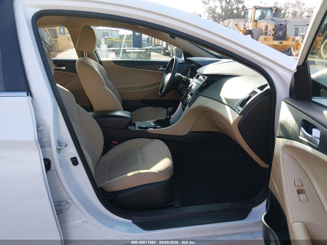45811592 :رقم المزاد ، 5NPEB4AC0DH757750 vin ، 2013 Hyundai Sonata Gls مزاد بيع