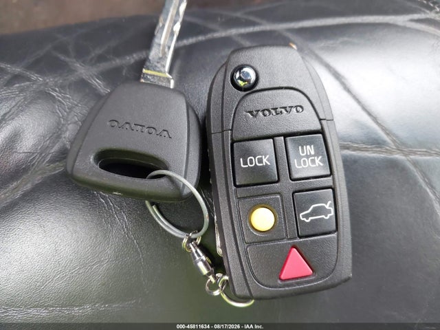 45811634 :رقم المزاد ، YV4CZ852X61235274 vin ، 2006 Volvo Xc90 V8/volvo Ocean Race Edition مزاد بيع