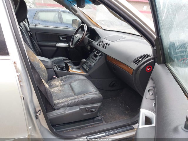 45811634 :رقم المزاد ، YV4CZ852X61235274 vin ، 2006 Volvo Xc90 V8/volvo Ocean Race Edition مزاد بيع
