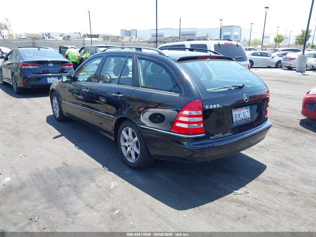 2005 Mercedes-benz C 240 Luxury მანქანა იყიდება აუქციონზე, vin: WDBRH61J35F585637, აუქციონის ნომერი: 45811639