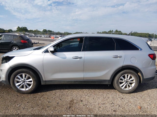 Auction sale of the 2019 Kia Sorento 3.3l Lx, vin: 5XYPG4A5XKG554204, lot number: 45811661