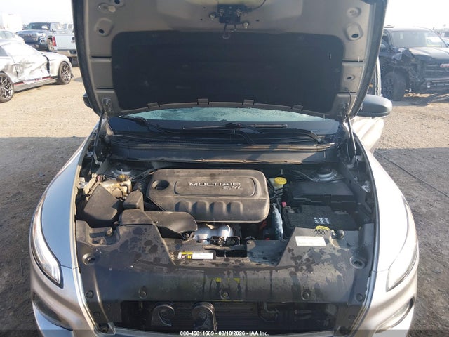 Продажа на аукционе авто 2015 Jeep Cherokee Sport, vin: 1C4PJLAB8FW579421, номер лота: 45811689