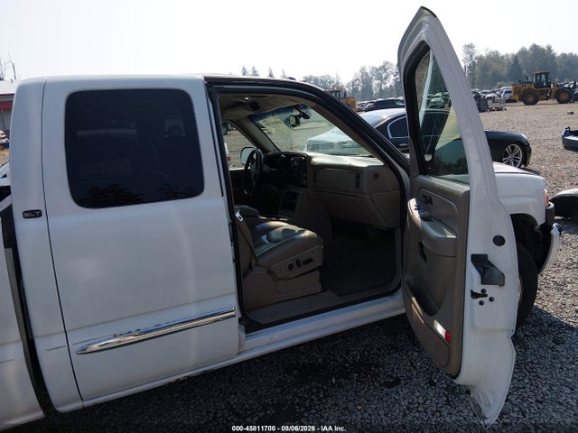 2004 Gmc Sierra 1500 Slt მანქანა იყიდება აუქციონზე, vin: 2GTEK19T841158731, აუქციონის ნომერი: 45811700