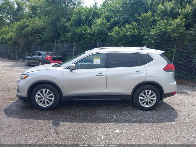 JN8AT2MV8HW019356 Nissan ROGUE SV