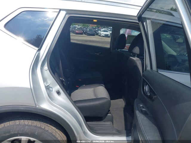 JN8AT2MV8HW019356 Nissan ROGUE SV