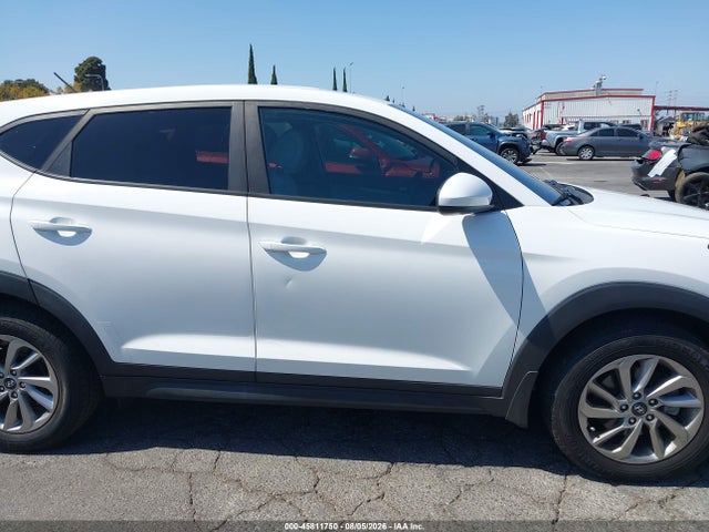 2018 Hyundai Tucson Se მანქანა იყიდება აუქციონზე, vin: KM8J23A43JU816868, აუქციონის ნომერი: 45811750