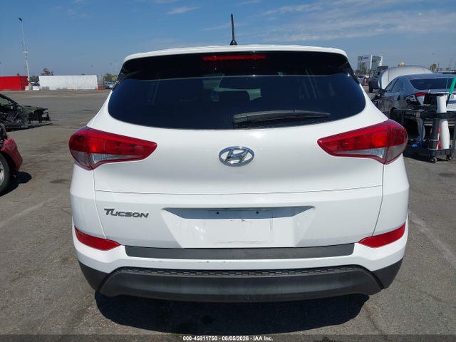 2018 Hyundai Tucson Se მანქანა იყიდება აუქციონზე, vin: KM8J23A43JU816868, აუქციონის ნომერი: 45811750