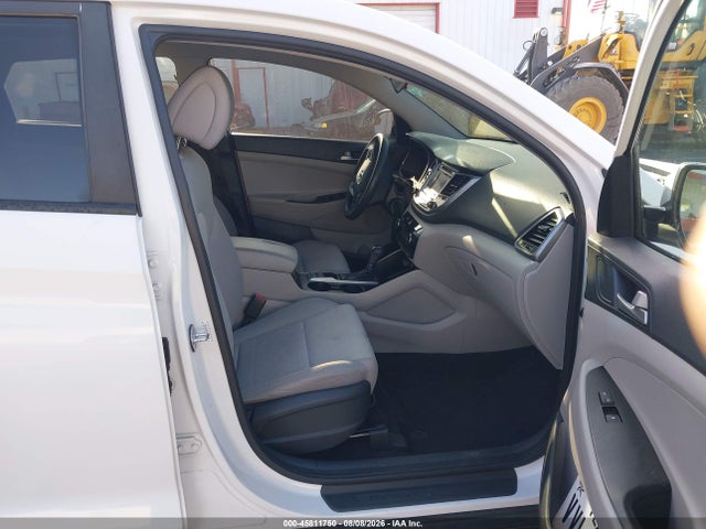 2018 Hyundai Tucson Se მანქანა იყიდება აუქციონზე, vin: KM8J23A43JU816868, აუქციონის ნომერი: 45811750