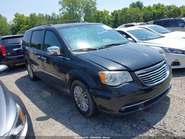 2014 Chrysler Town & Country Limited მანქანა იყიდება აუქციონზე, vin: 2C4RC1GG3ER372064, აუქციონის ნომერი: 45811752