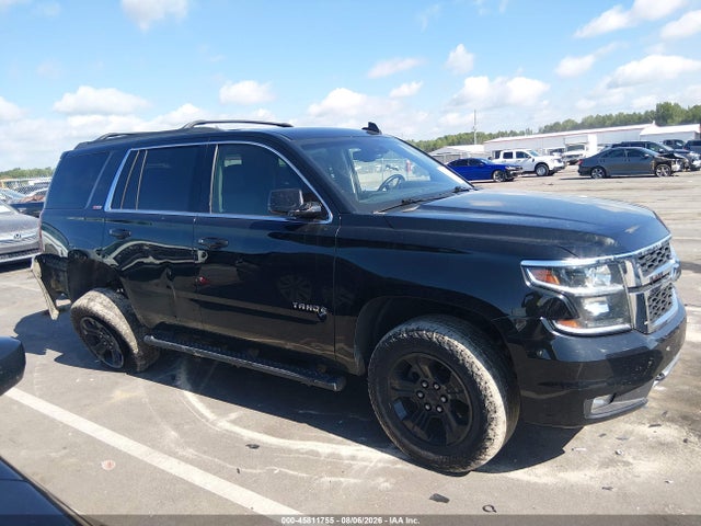 2017 Chevrolet Tahoe Lt მანქანა იყიდება აუქციონზე, vin: 1GNSKBKC1HR333585, აუქციონის ნომერი: 45811755