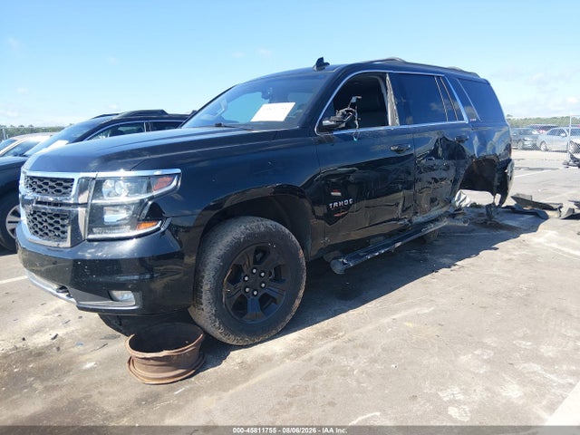2017 Chevrolet Tahoe Lt მანქანა იყიდება აუქციონზე, vin: 1GNSKBKC1HR333585, აუქციონის ნომერი: 45811755