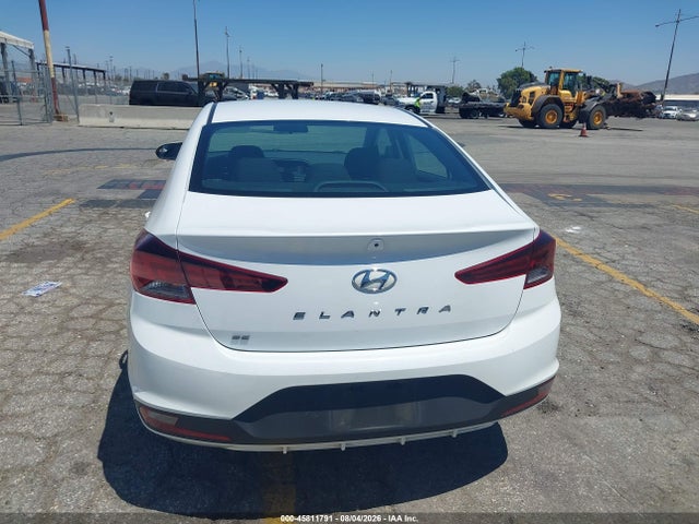 Hyundai ELANTRA SE 2019 5NPD74LF1KH479930 Image 17