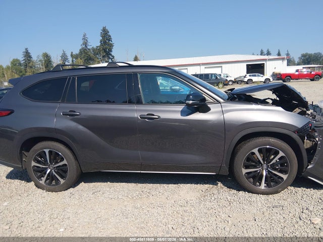 5TDJZRBH4NS173381 Toyota Highlander Xse